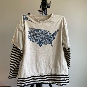 US long sleeved shirt, layered look. States and capitals printed on the back.